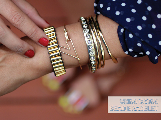 Louis Vuitton  Diy friendship bracelets patterns, Beaded jewelry patterns, Beaded  jewelry diy