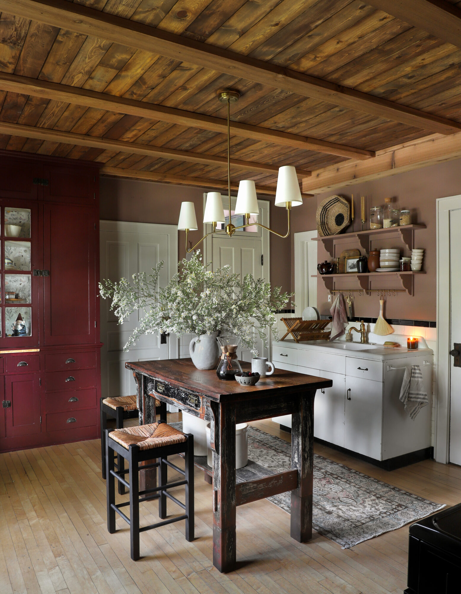 Rustic Kitchens: What Are They and What Makes Them So Amazing